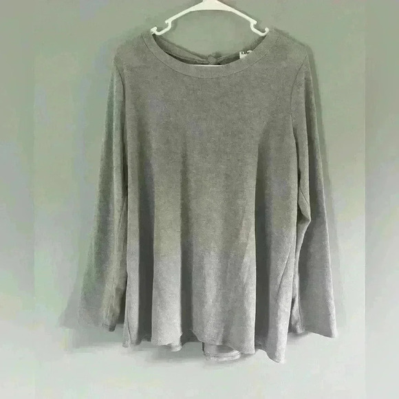 Sew in Love sweater with tie back size XL - Picture 1 of 9